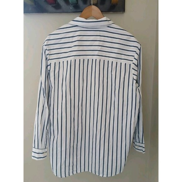 GAP The Big Shirt - Picture 10 of 10